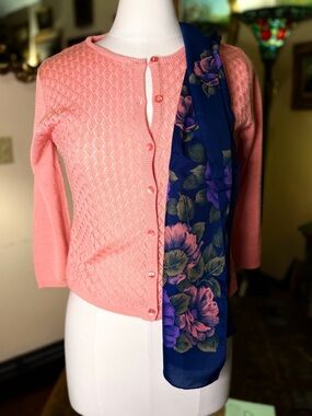 Norton McNaughton Pink Knit Sweater with Beautiful knitted diamond pattern